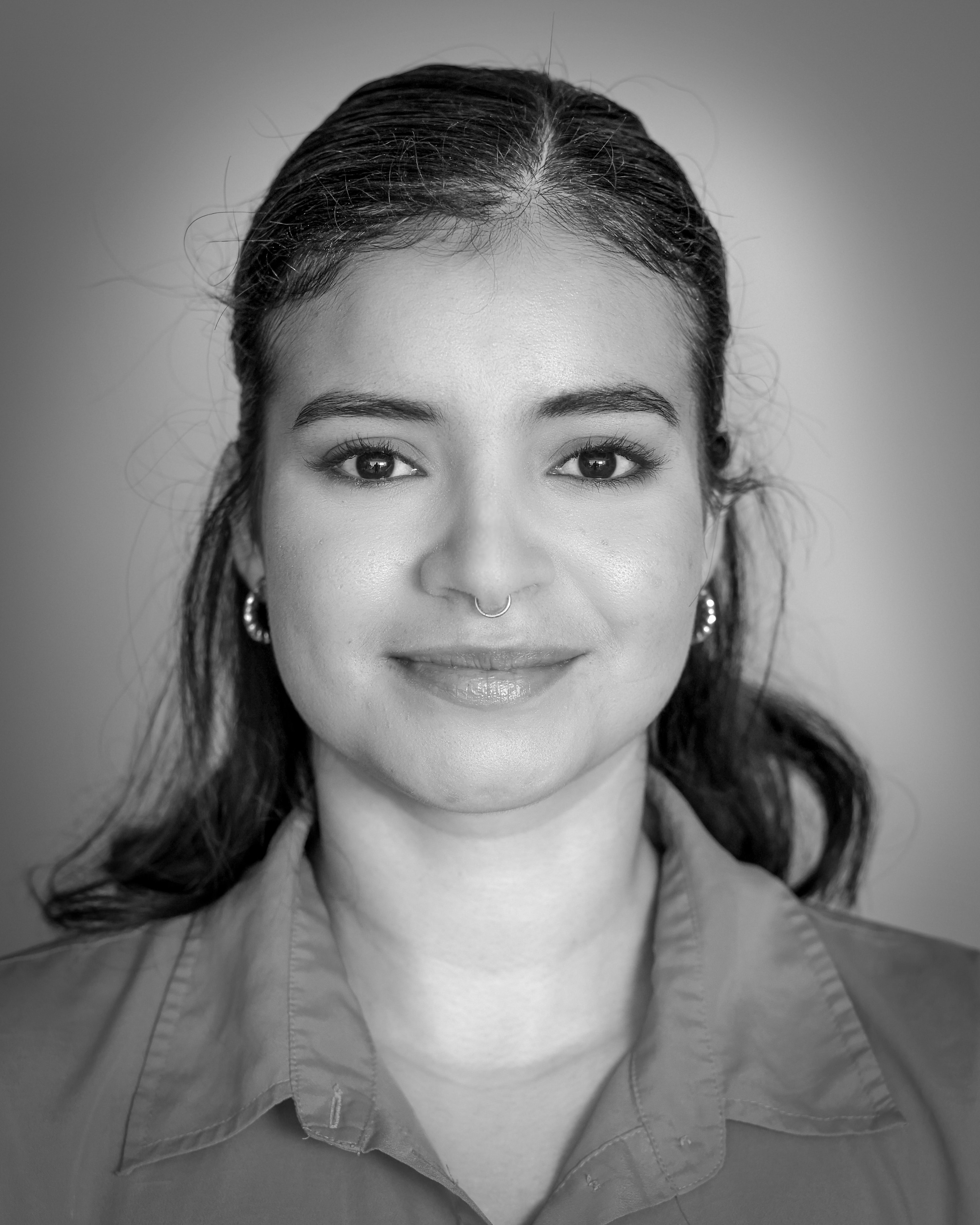 Kenth Zambrano as Nelly